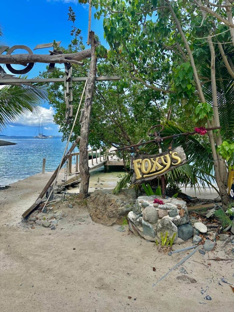 beach bars jost van dyke, foxy's